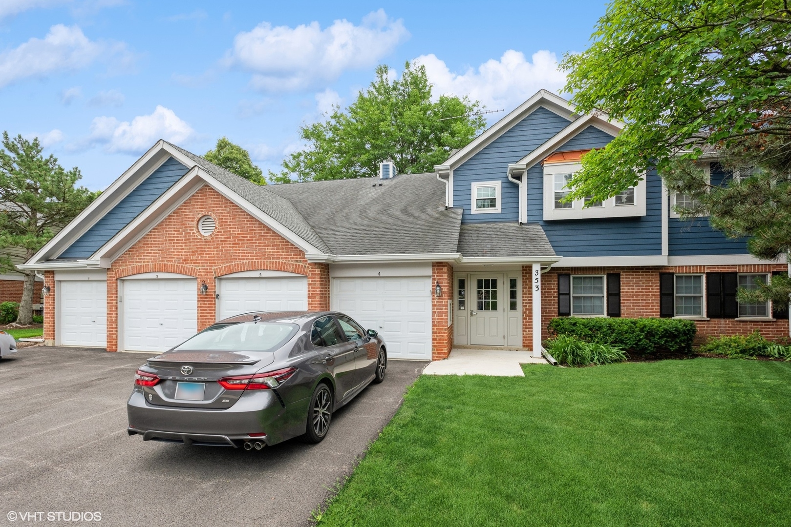 353 Pembroke Court Unit 2, Schaumburg IL 60193