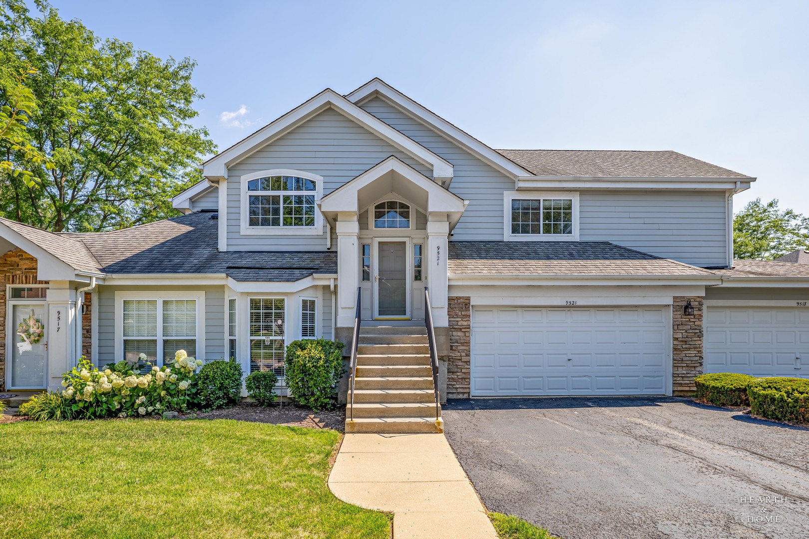 9521 Georgetown Lane, Crystal Lake IL 60014