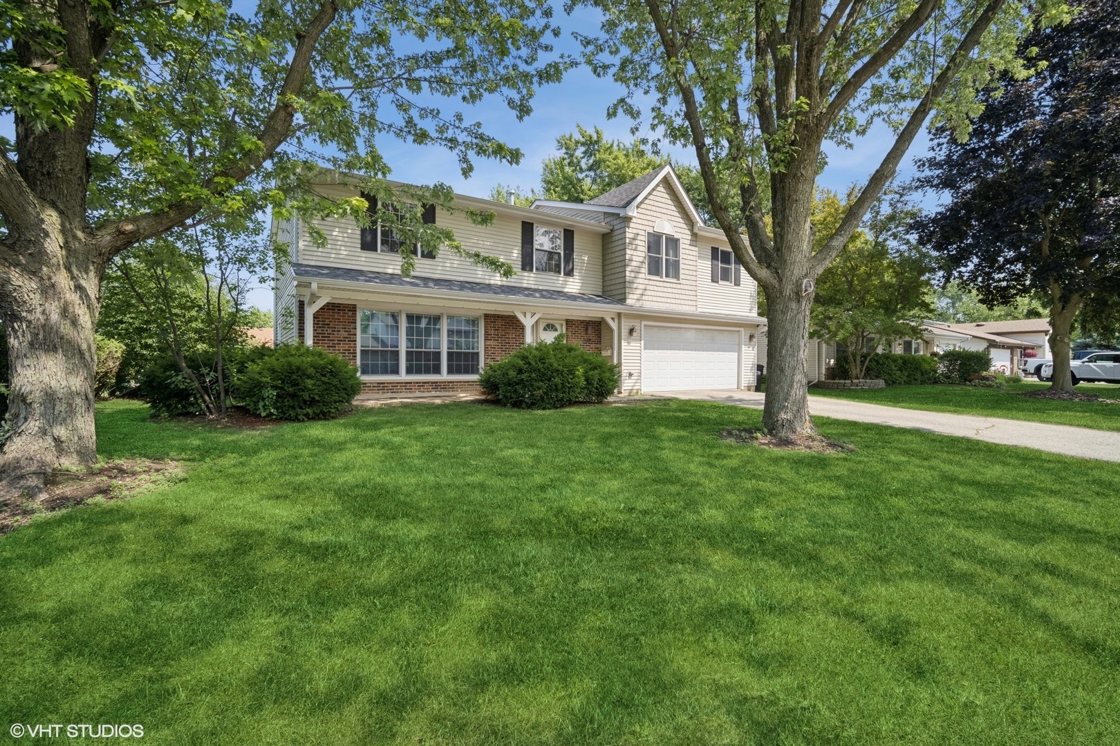 370 Hobble Bush Drive, Lake Zurich IL 60047