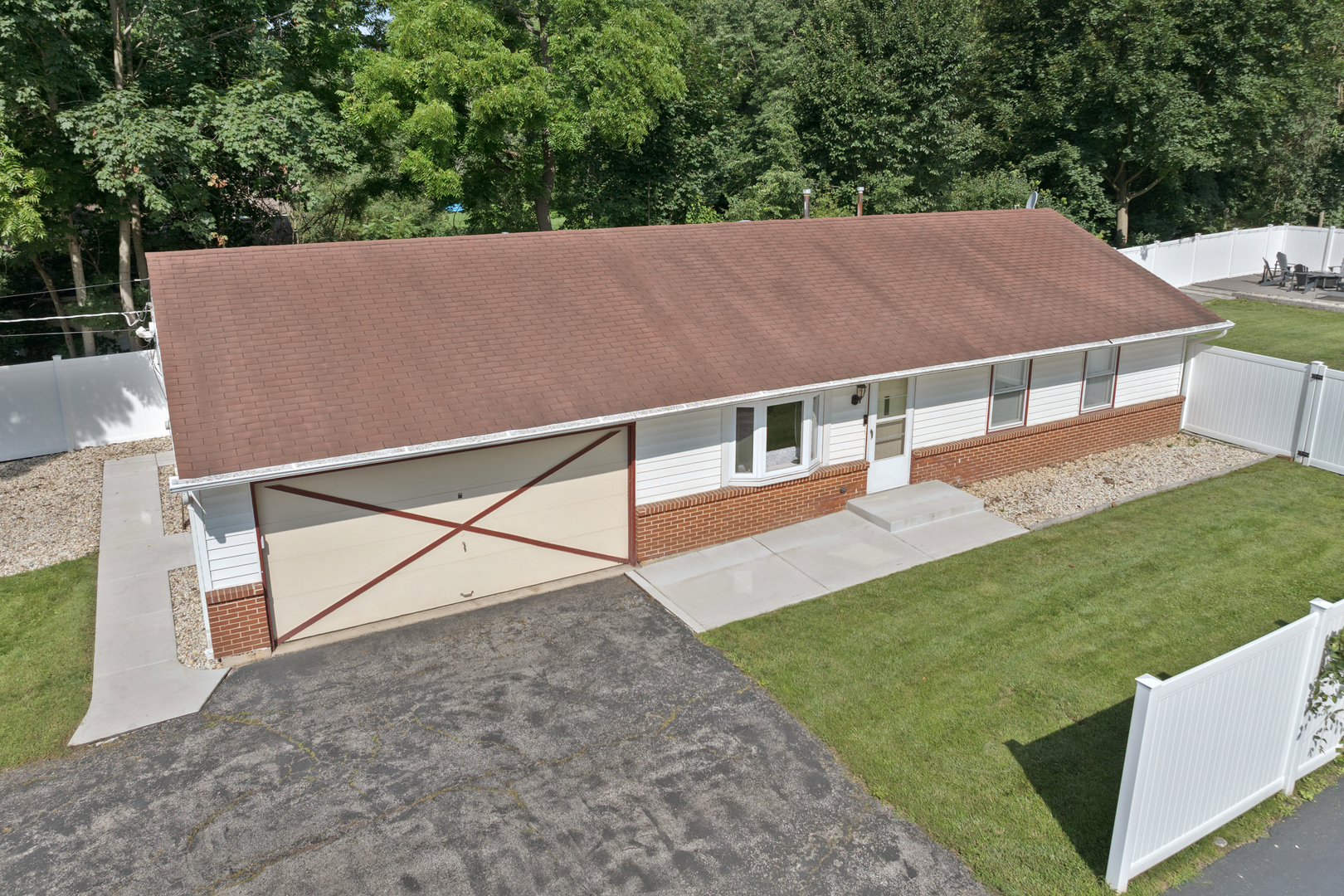 2912 Grove Lane, Cary IL 60013
