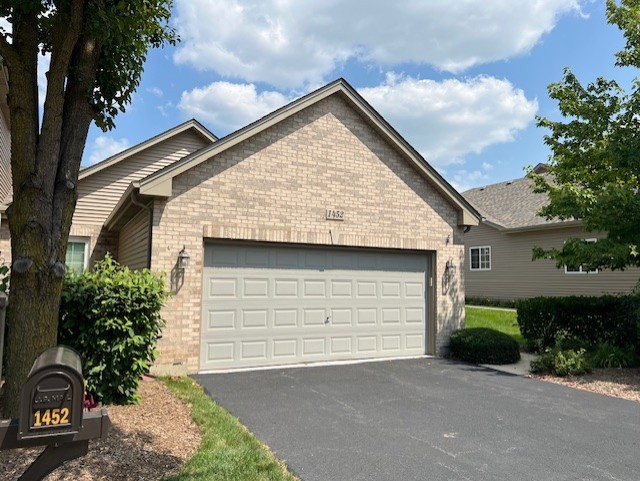 1452 Mackenzie Lane, Elgin IL 60120