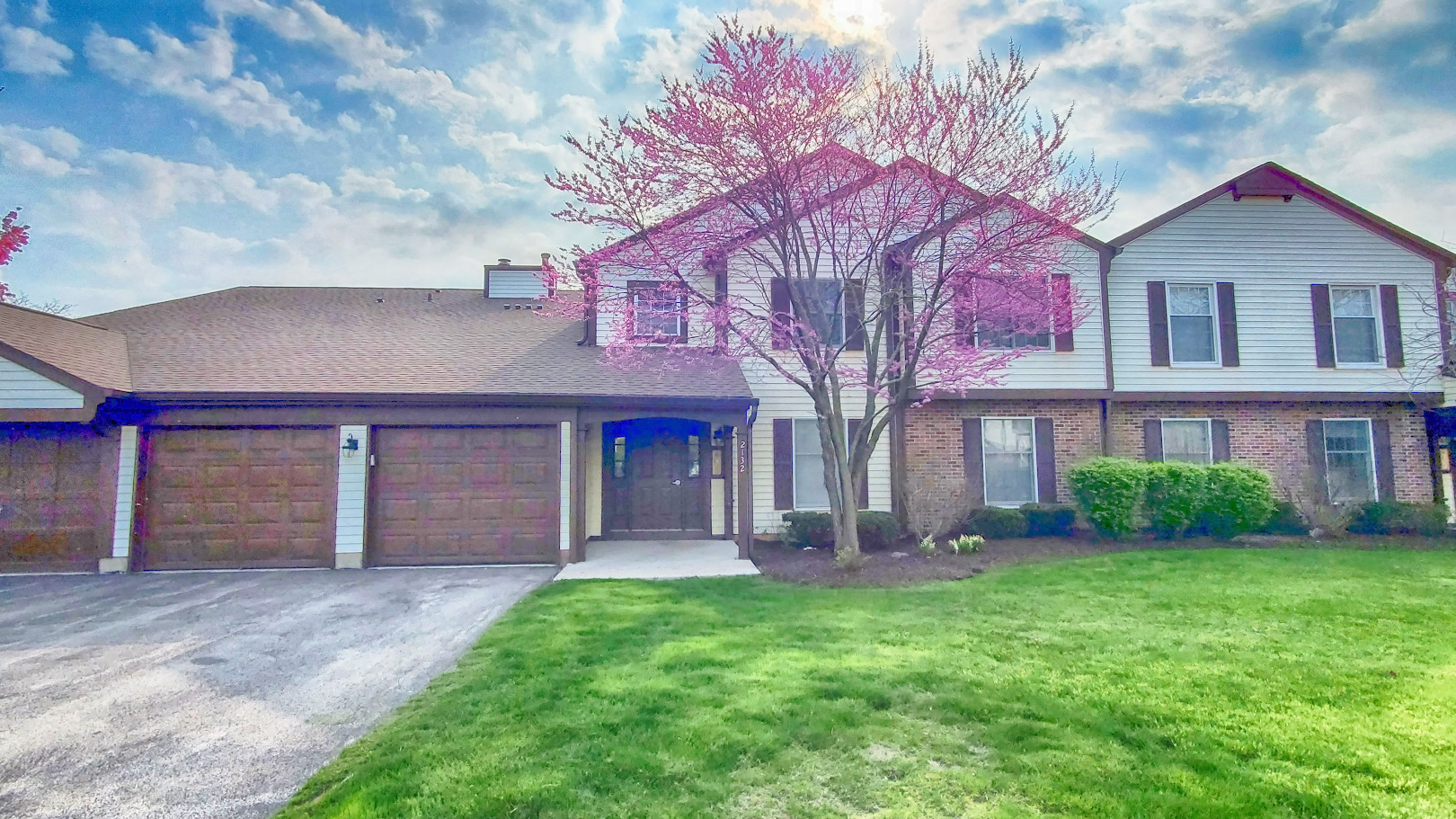 2132 BERKLEY Court Unit 201A, Naperville IL 60565
