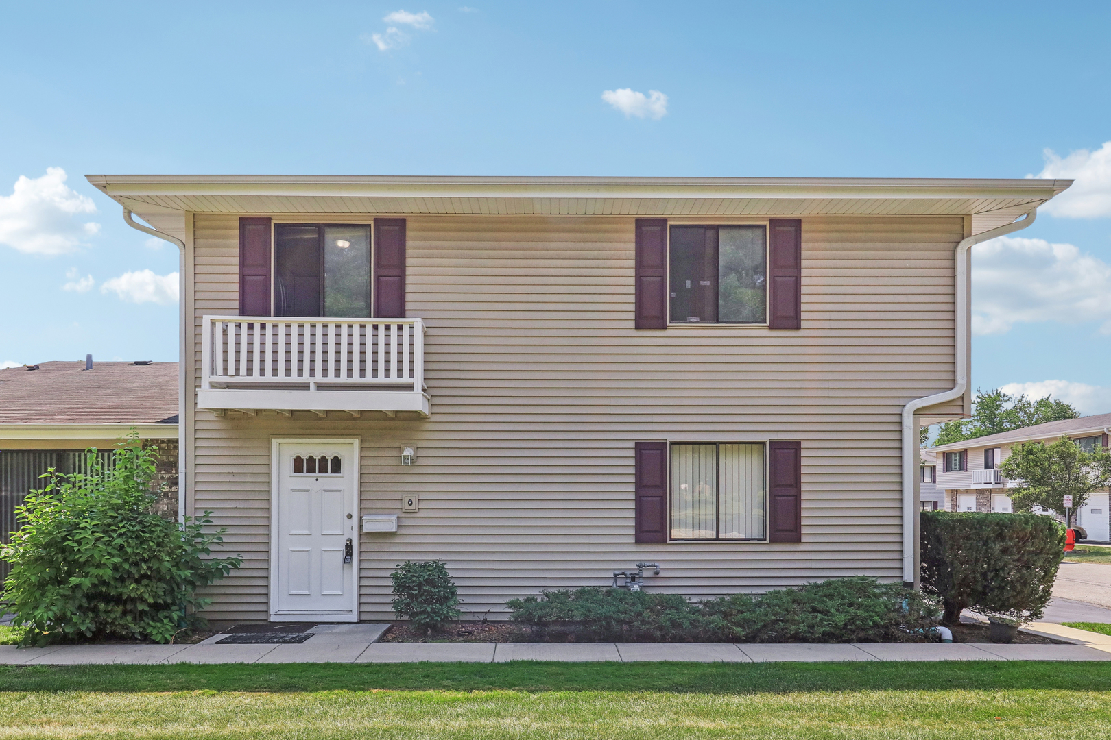 1 Dennis Court Unit 1, Schaumburg IL 60193