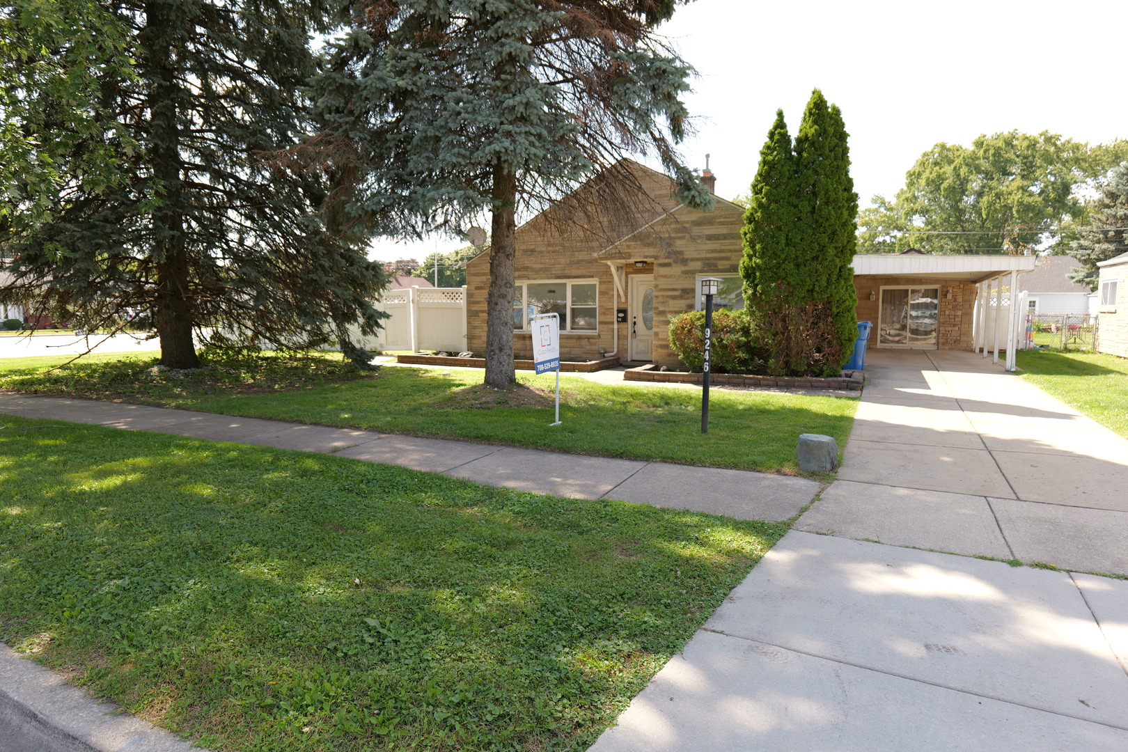 9246 S 49th Avenue, Oak Lawn IL 60453