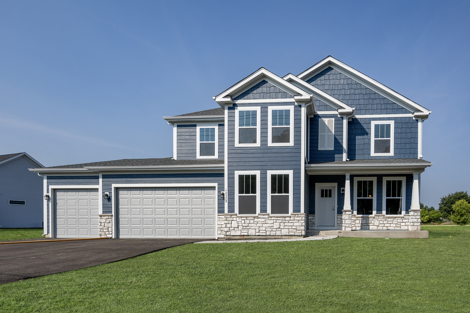 Winding Hill Drive, Elgin IL 60124