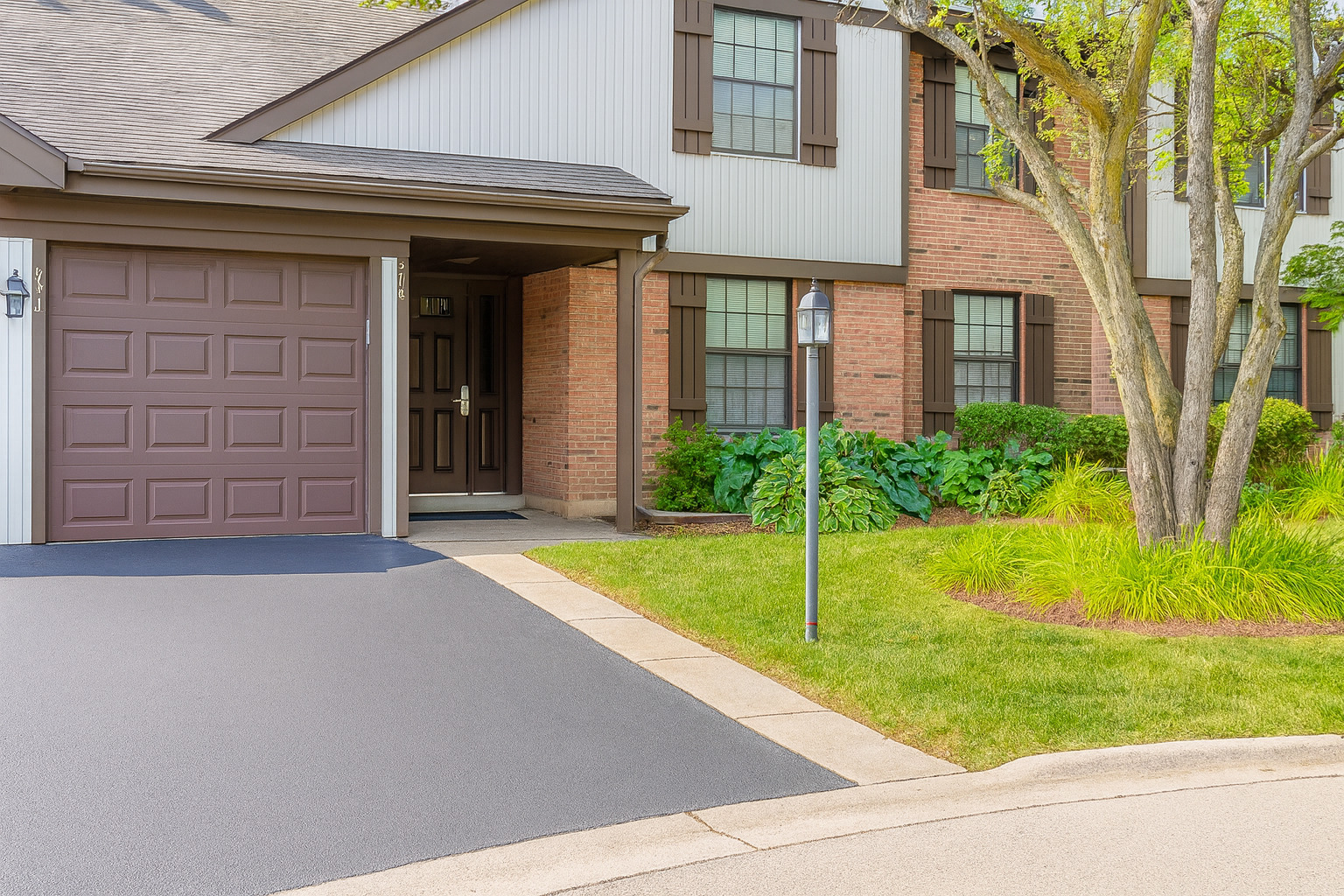 274 Buckingham Court Unit D2, Schaumburg IL 60193