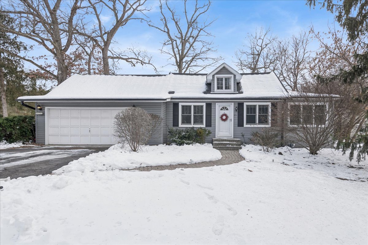 401 E Tower Drive, Tower Lakes IL 60010