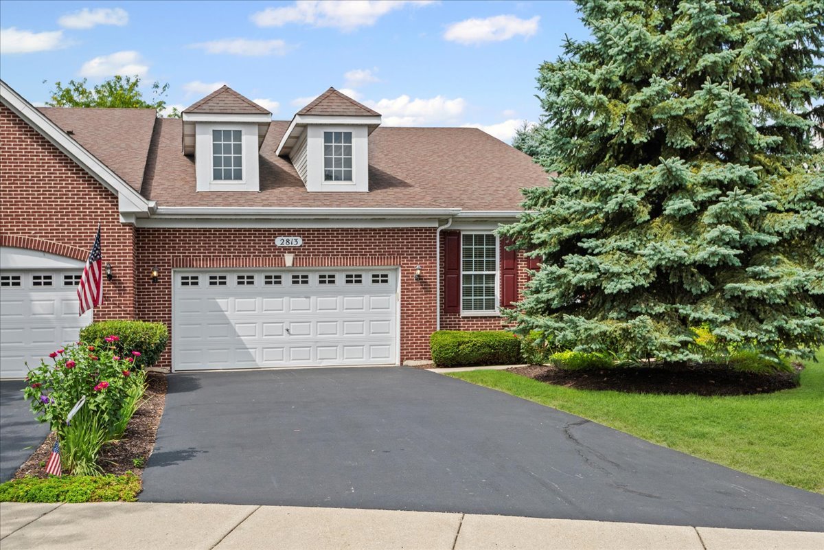 2813 Bond Circle, Naperville IL 60563