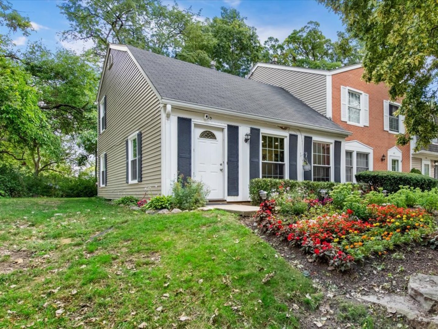 60 Forest Lane, Cary IL 60013