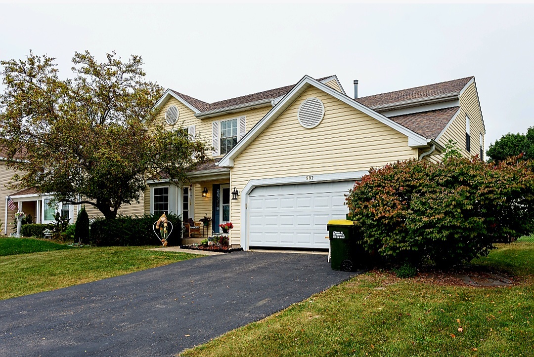 992 Mcphee Drive, Lake In The Hills IL 60156