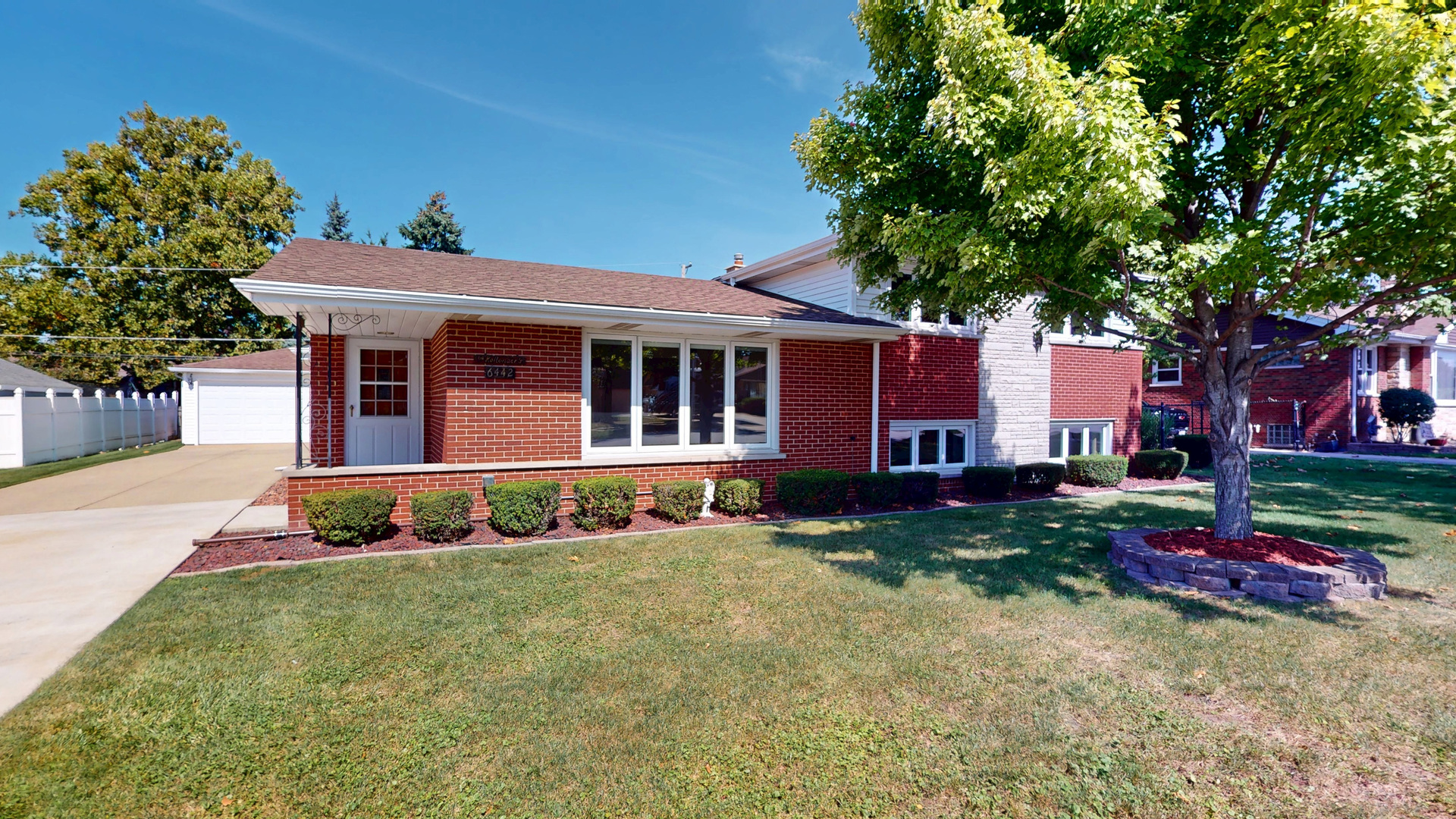 9147 Nashville Avenue S, Oak Lawn IL 60453