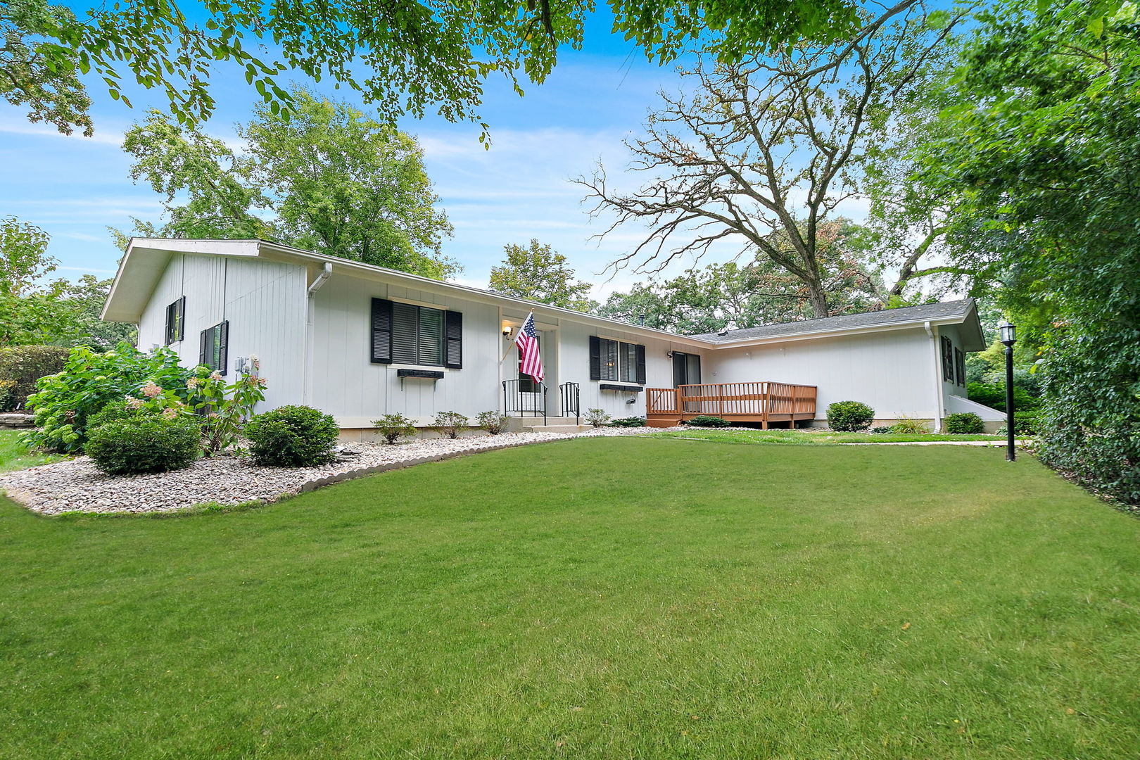 915 Royal Drive Unit 2, Mchenry IL 60050