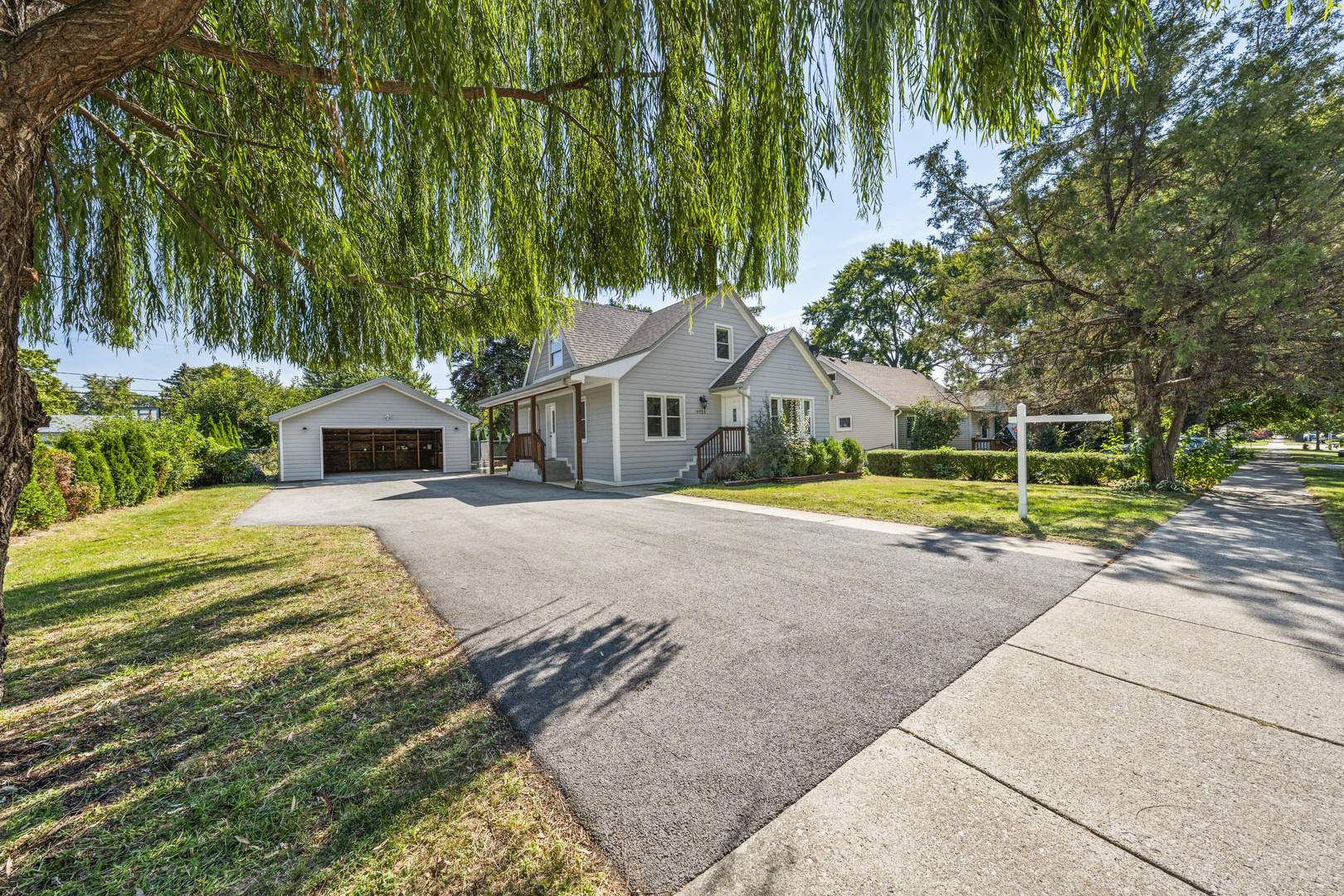 9725 Normandy Avenue, Oak Lawn IL 60453