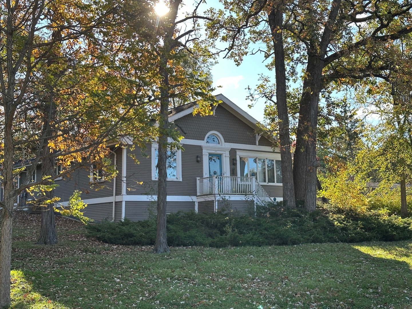 263 Biltmore Drive, North Barrington IL 60010