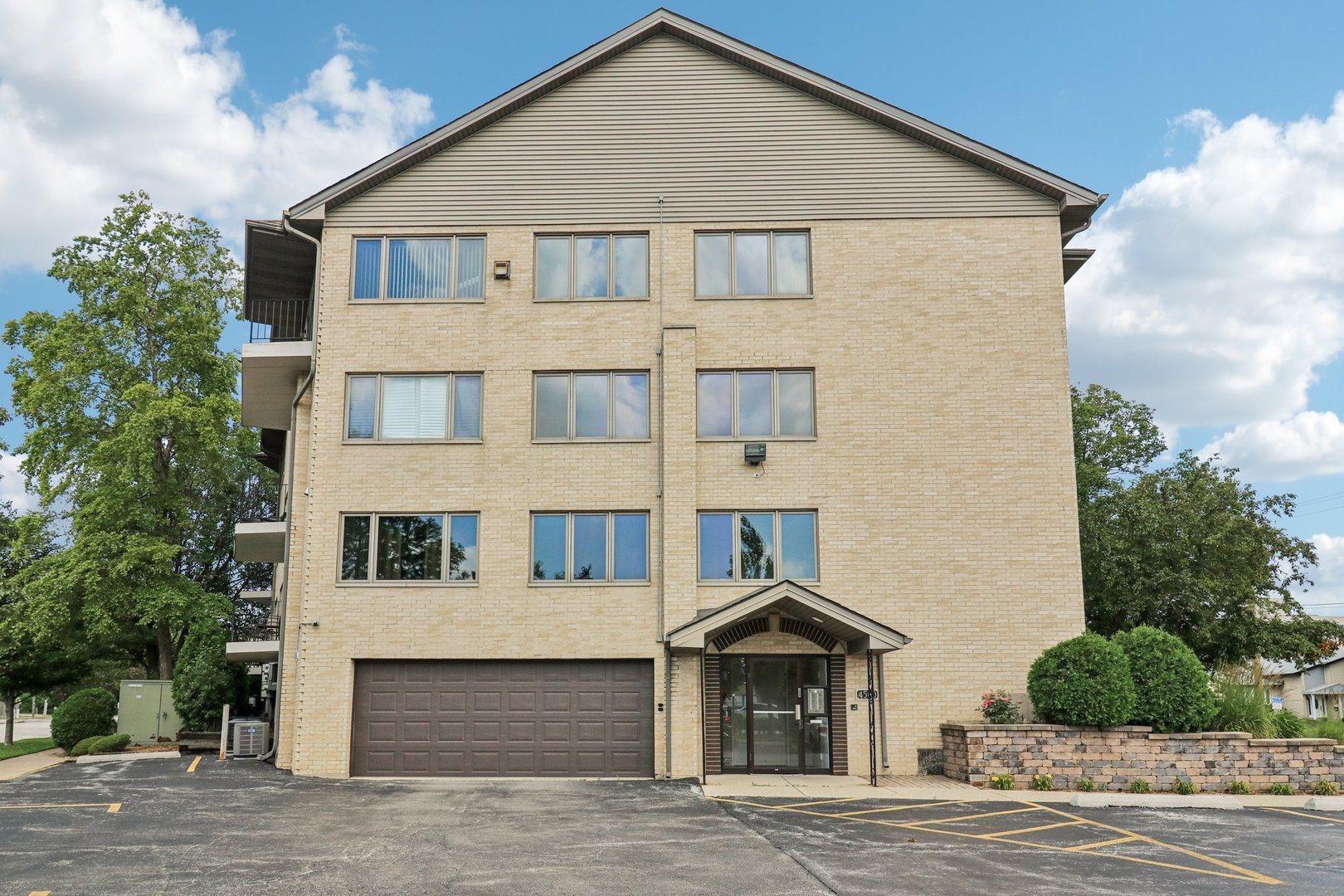 4560 W 93rd Street Unit 2D, Oak Lawn IL 60453
