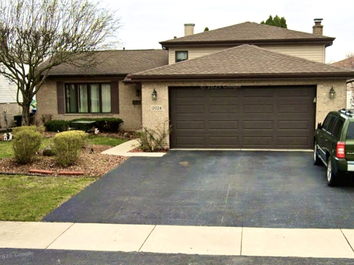 12024 S Van Beveren Drive, Alsip IL 60803