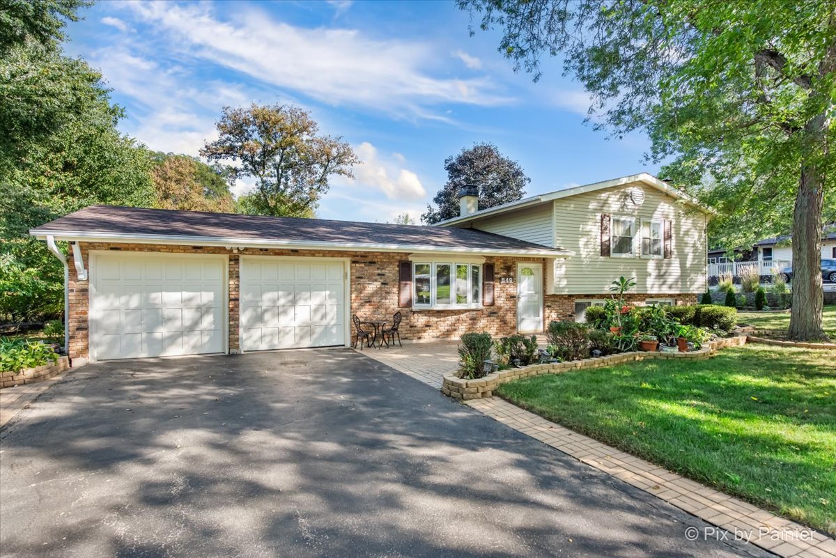 849 Hemlock Drive, Sleepy Hollow IL 60118