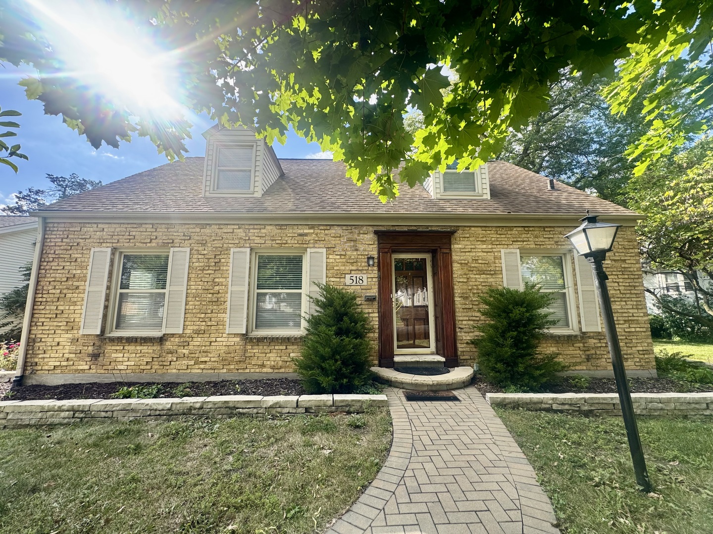 518 Clark Street, Elgin IL 60123