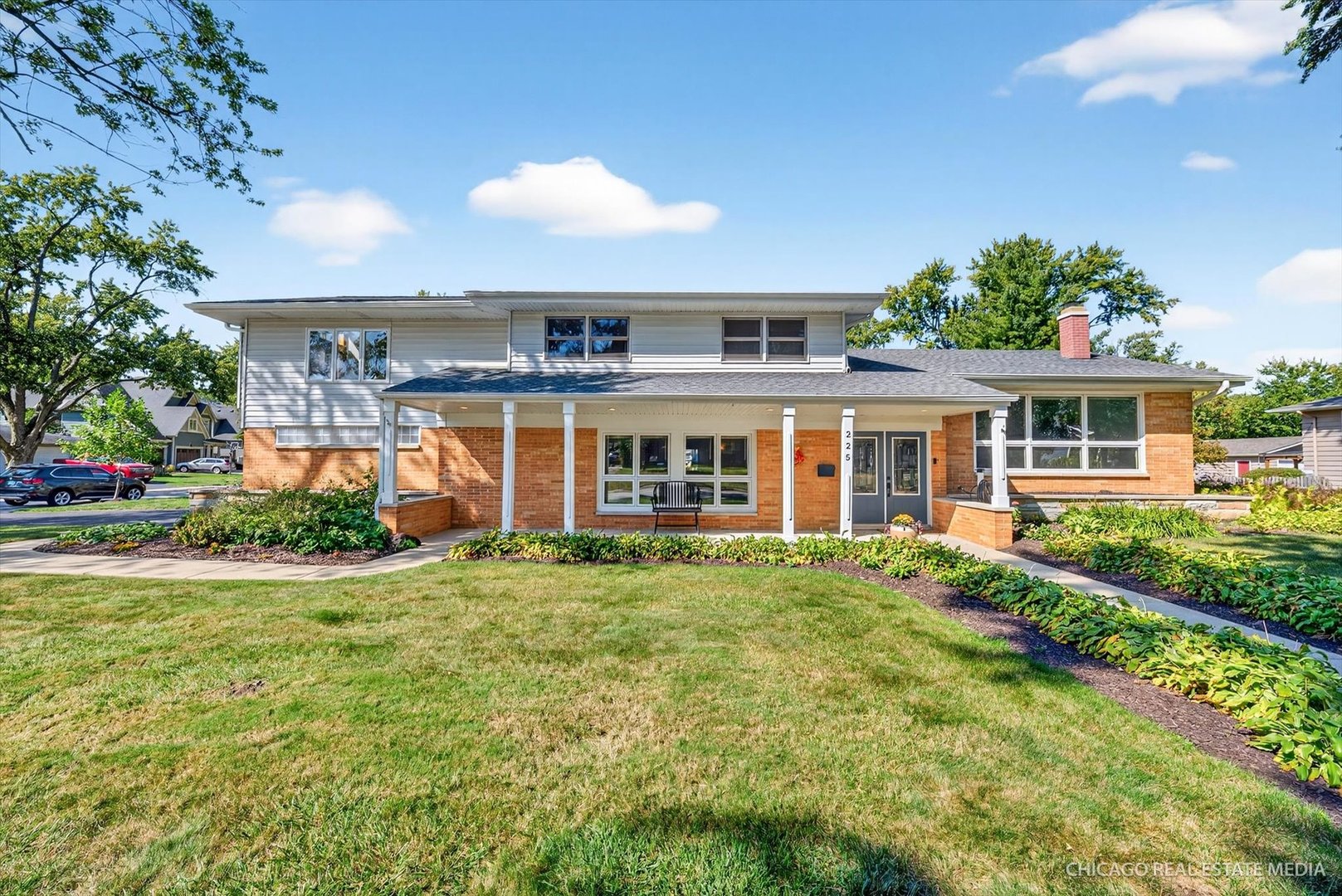225 Elmwood Drive, Naperville IL 60540