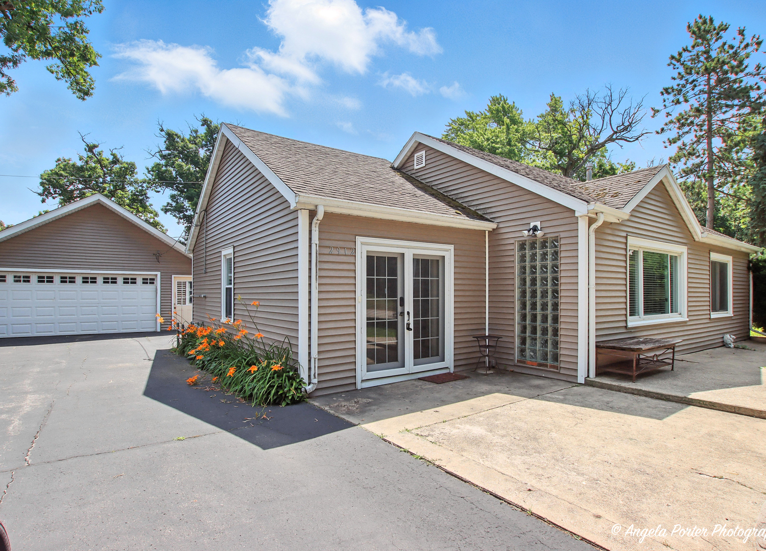 2912 Magellan Drive, Mchenry IL 60051