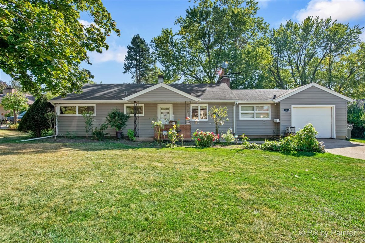 1103 LAWRENCE Avenue, Elgin IL 60123