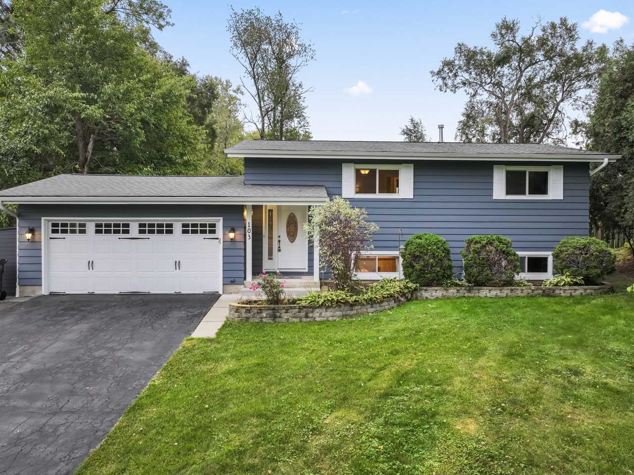 103 S Seebert Street, Cary IL 60013