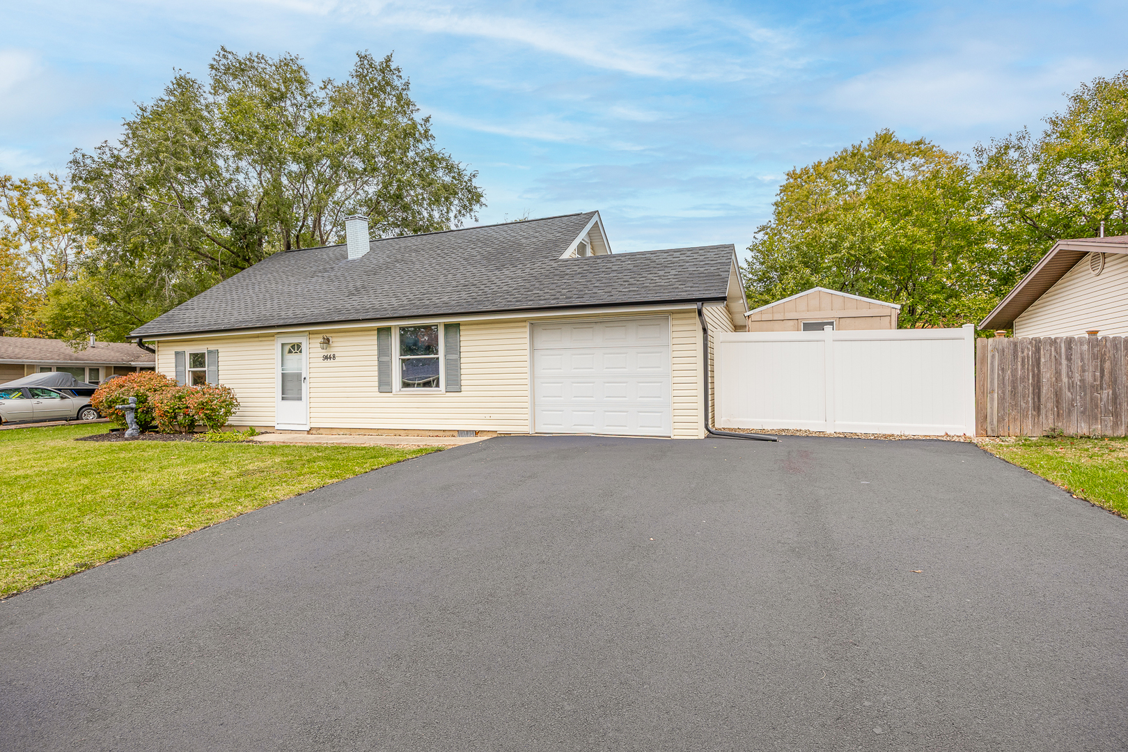 9448 Elm Avenue, Mokena IL 60448