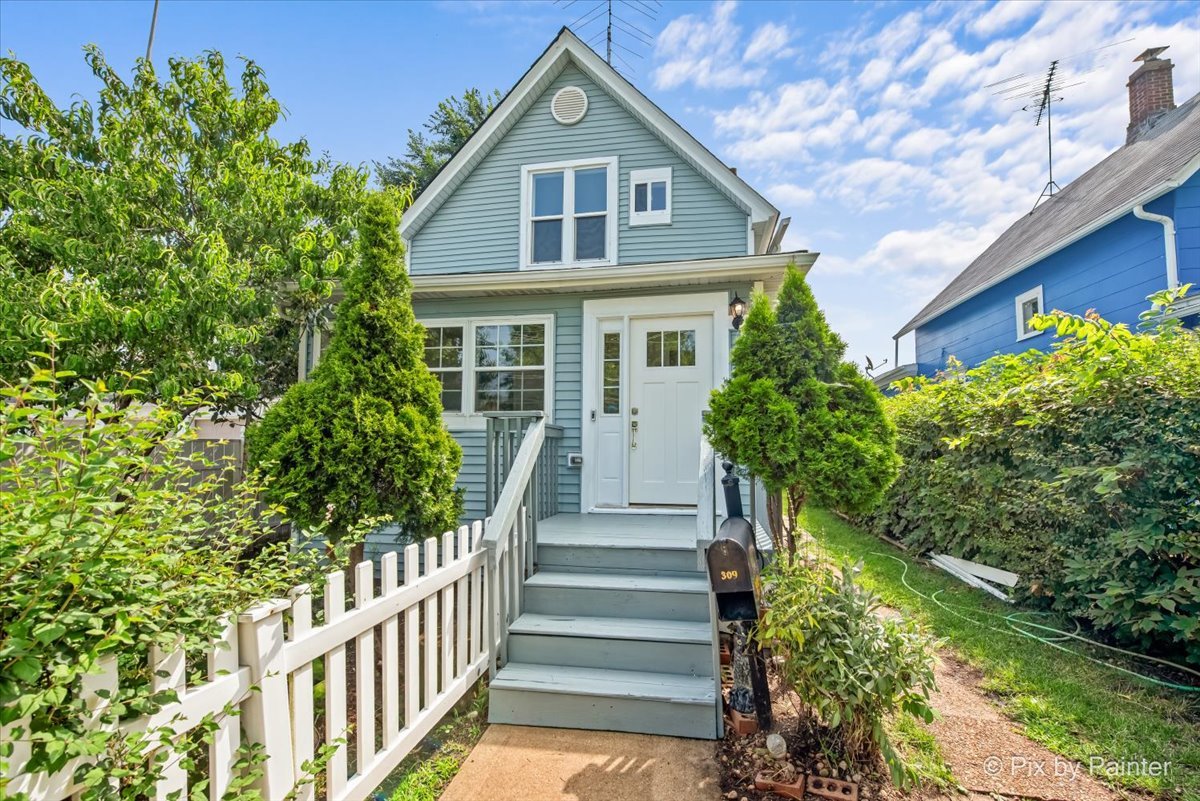 309 Griswold Street, Elgin IL 60123
