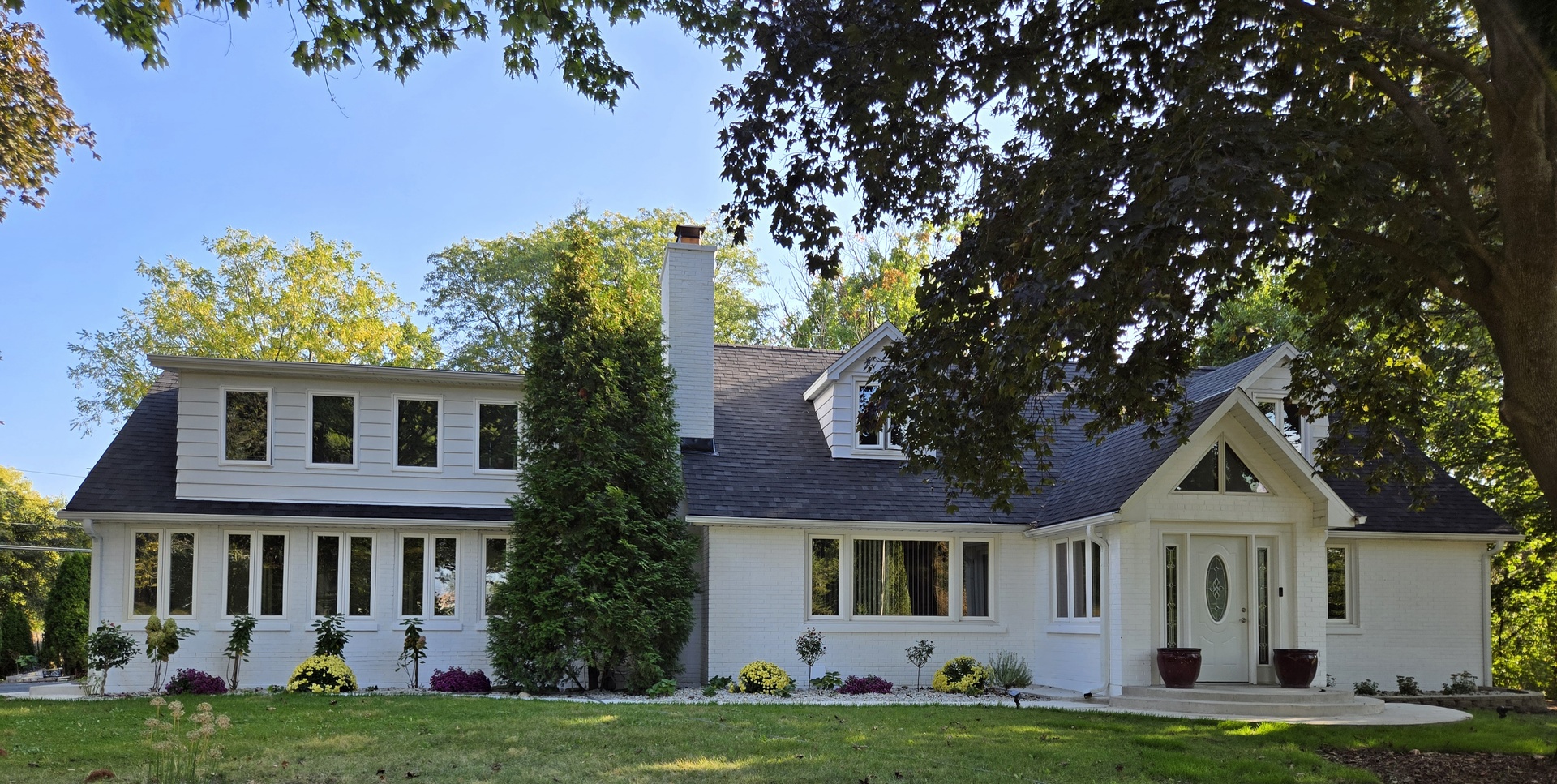 25W201 Summit Drive, Naperville IL 60563