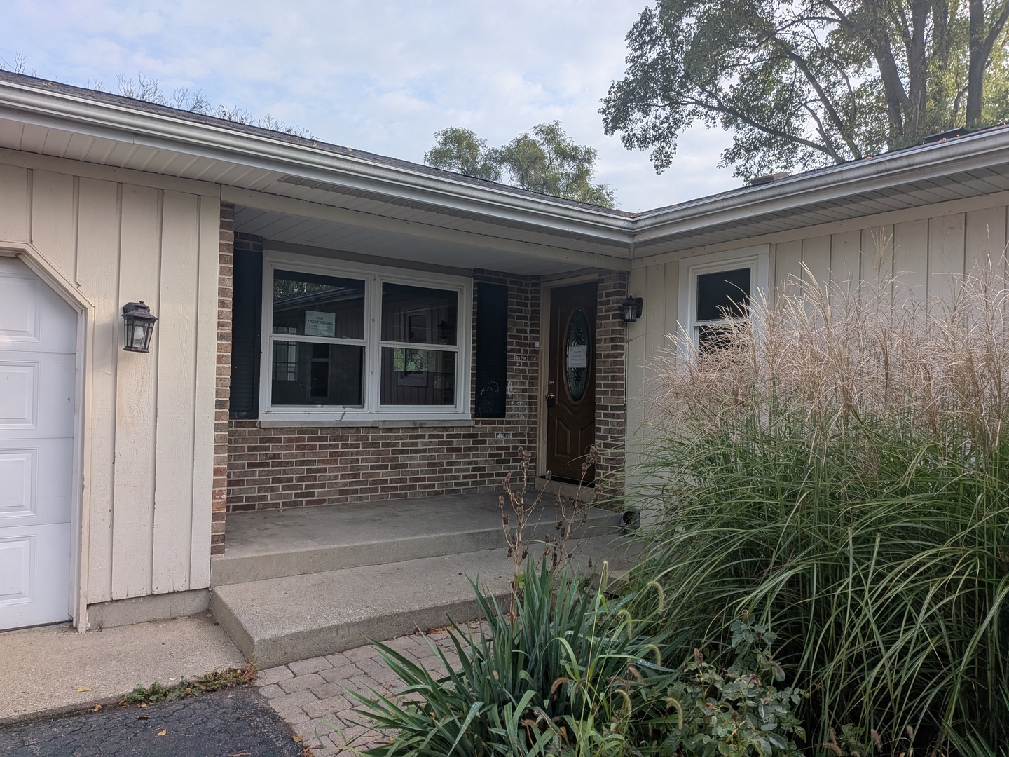 1718 W Lincoln Road, Mchenry IL 60051