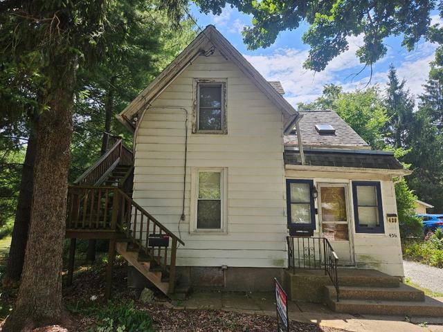 436 Barrington Avenue, East Dundee IL 60118