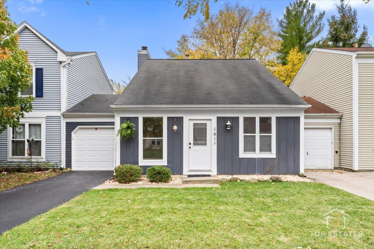 1011 Wesley Lane, Algonquin IL 60102