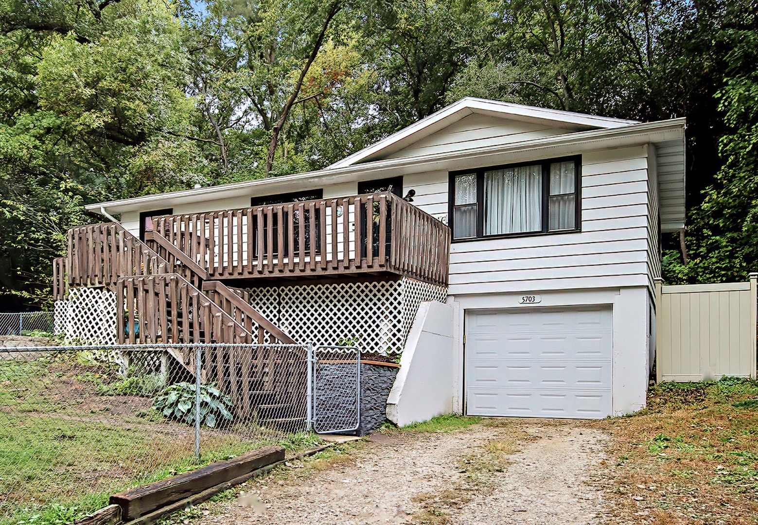 5703 Fox Lake Road, Mchenry IL 60051