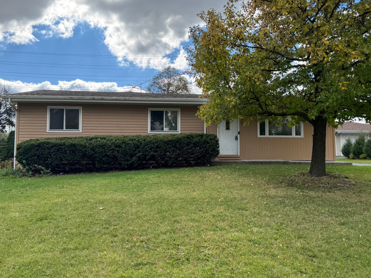 4517 Home Avenue, Mchenry IL 60050