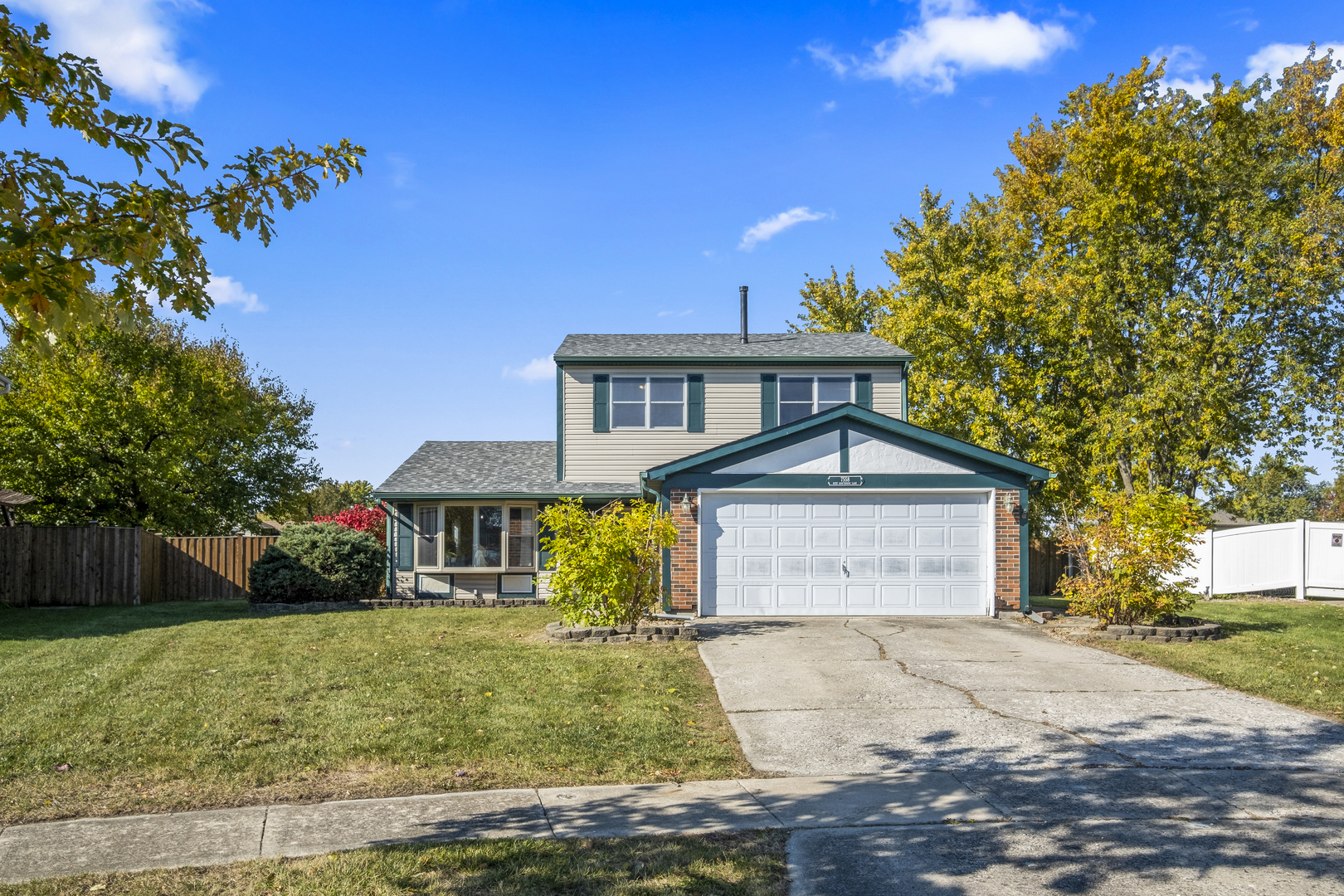 7558 W Hawthorne Lane, Frankfort IL 60423