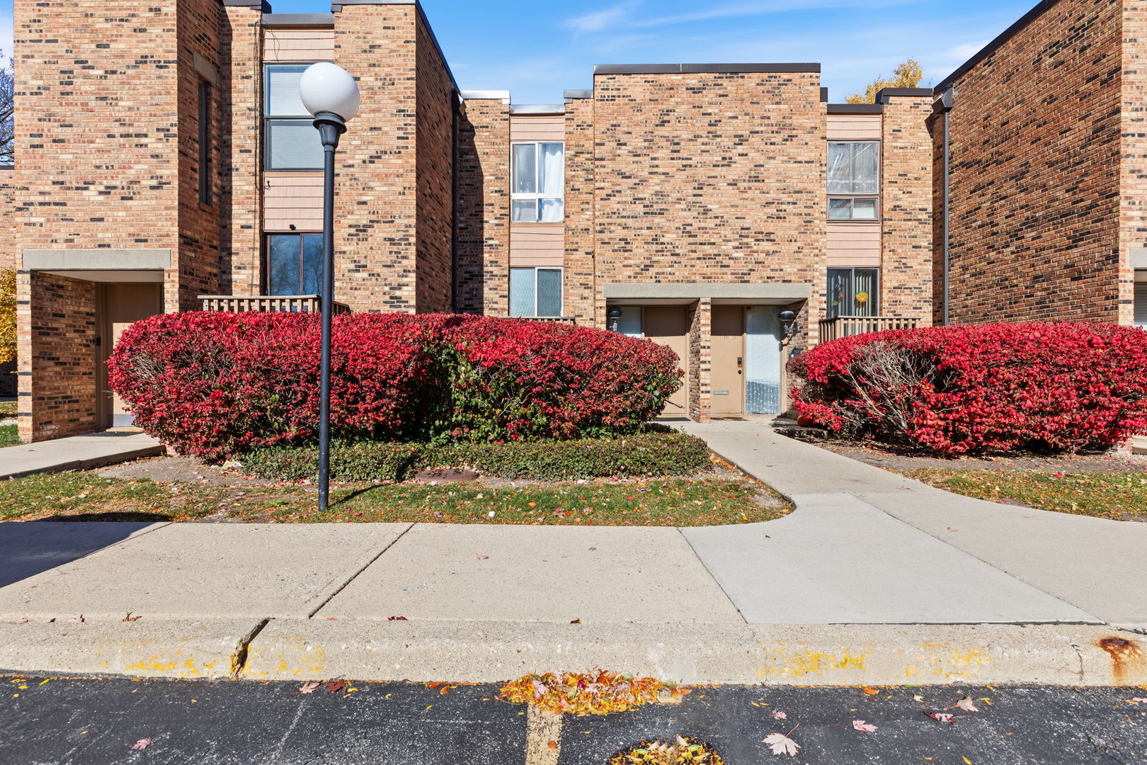 1620 WAXWING Court, Schaumburg IL 60173