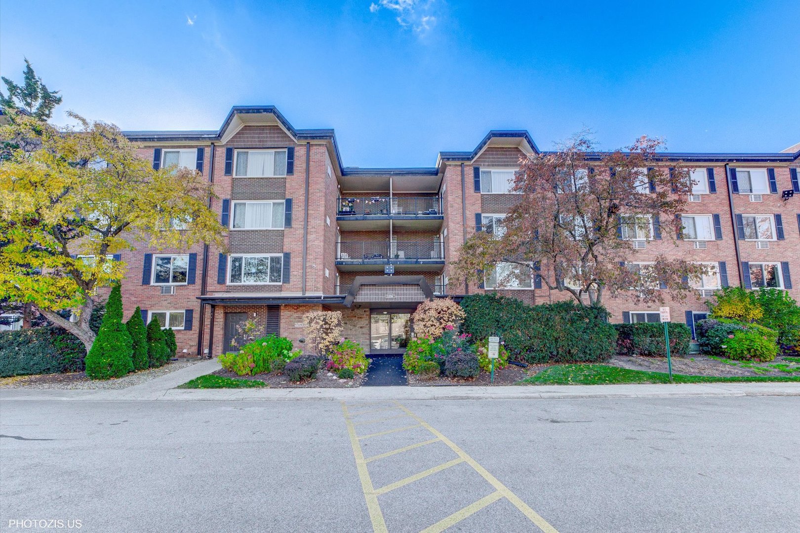 1126 S NEW WILKE Road Unit 307, Arlington Heights IL 60005