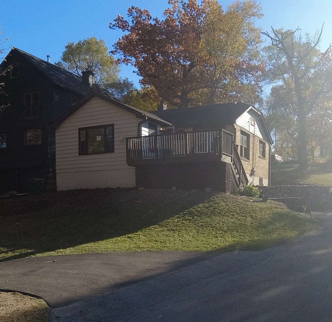 101 Siloam Avenue, Fox Lake IL 60020