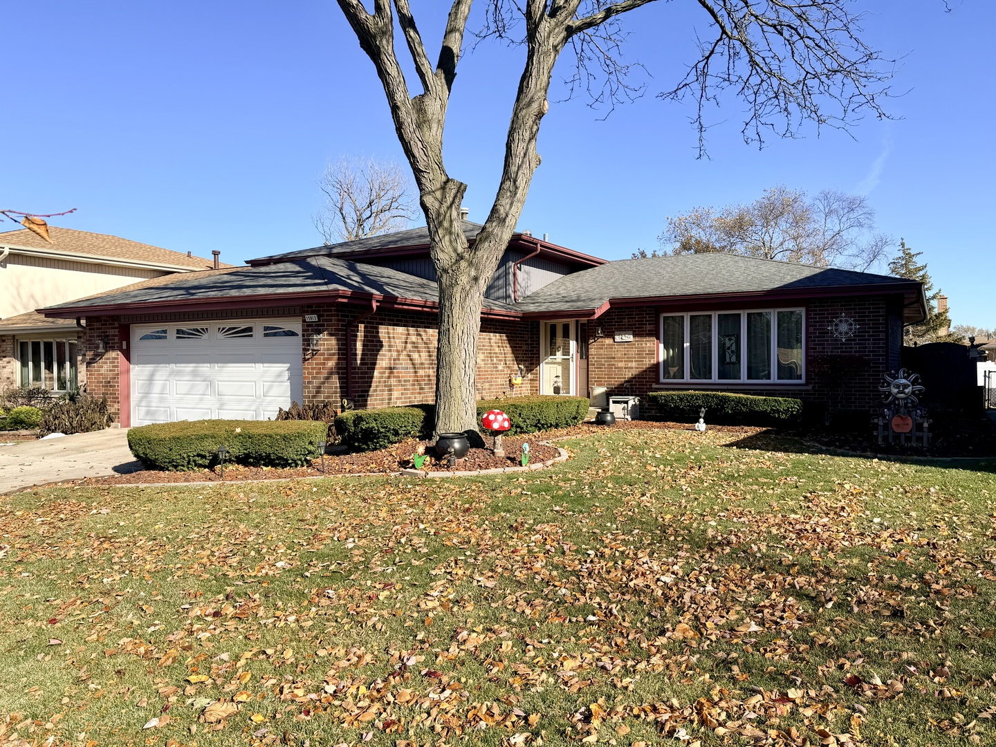 15813 Jon Road, Oak Forest IL 60452