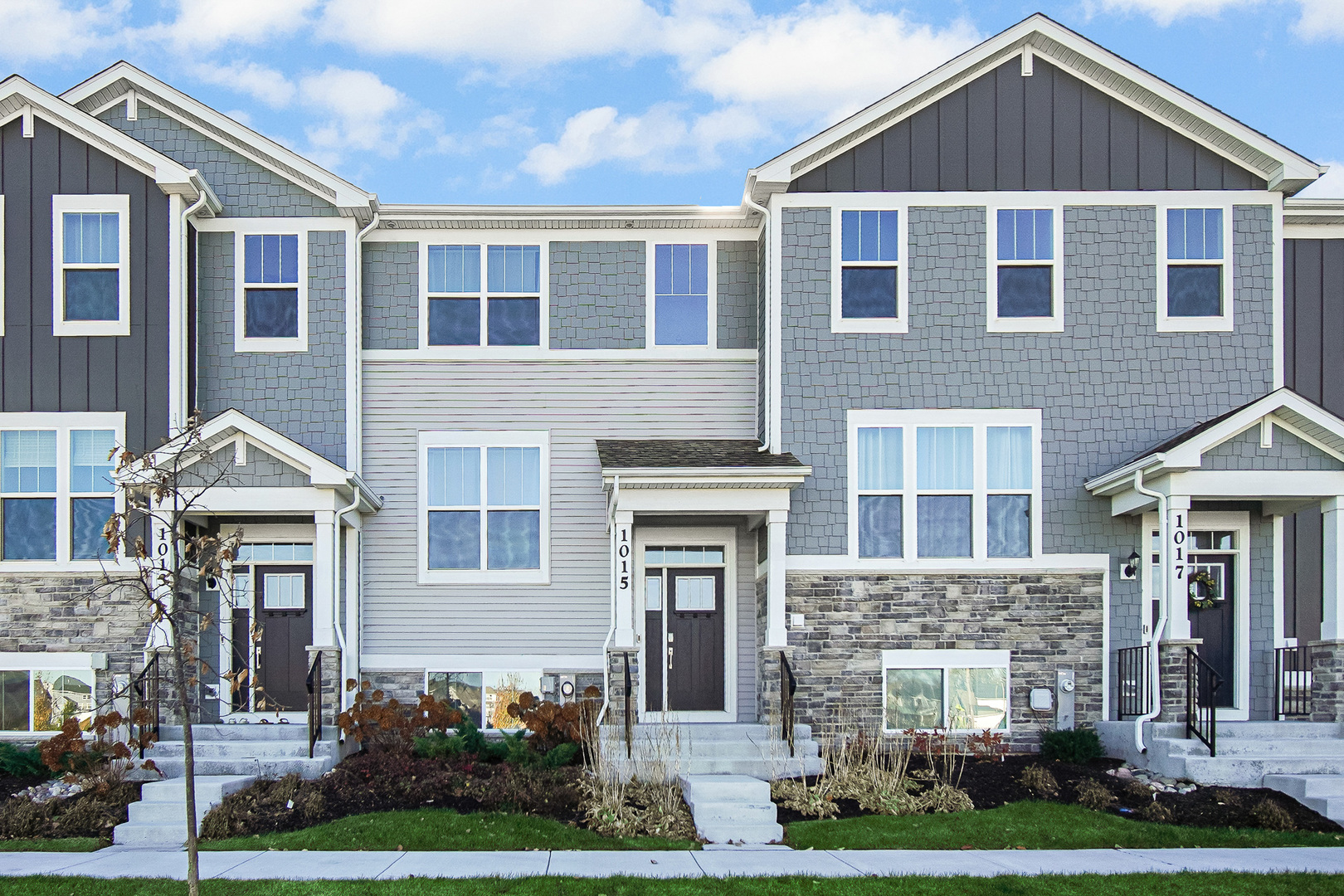 1015 Atterberg Road, South Elgin IL 60177