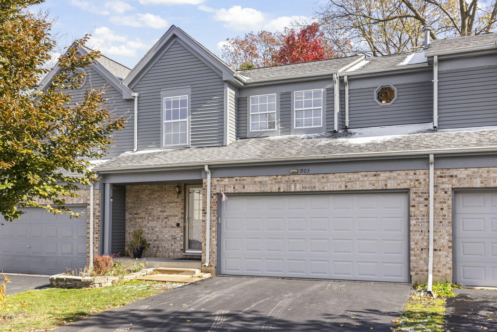 903 Old Oak Circle, Algonquin IL 60102