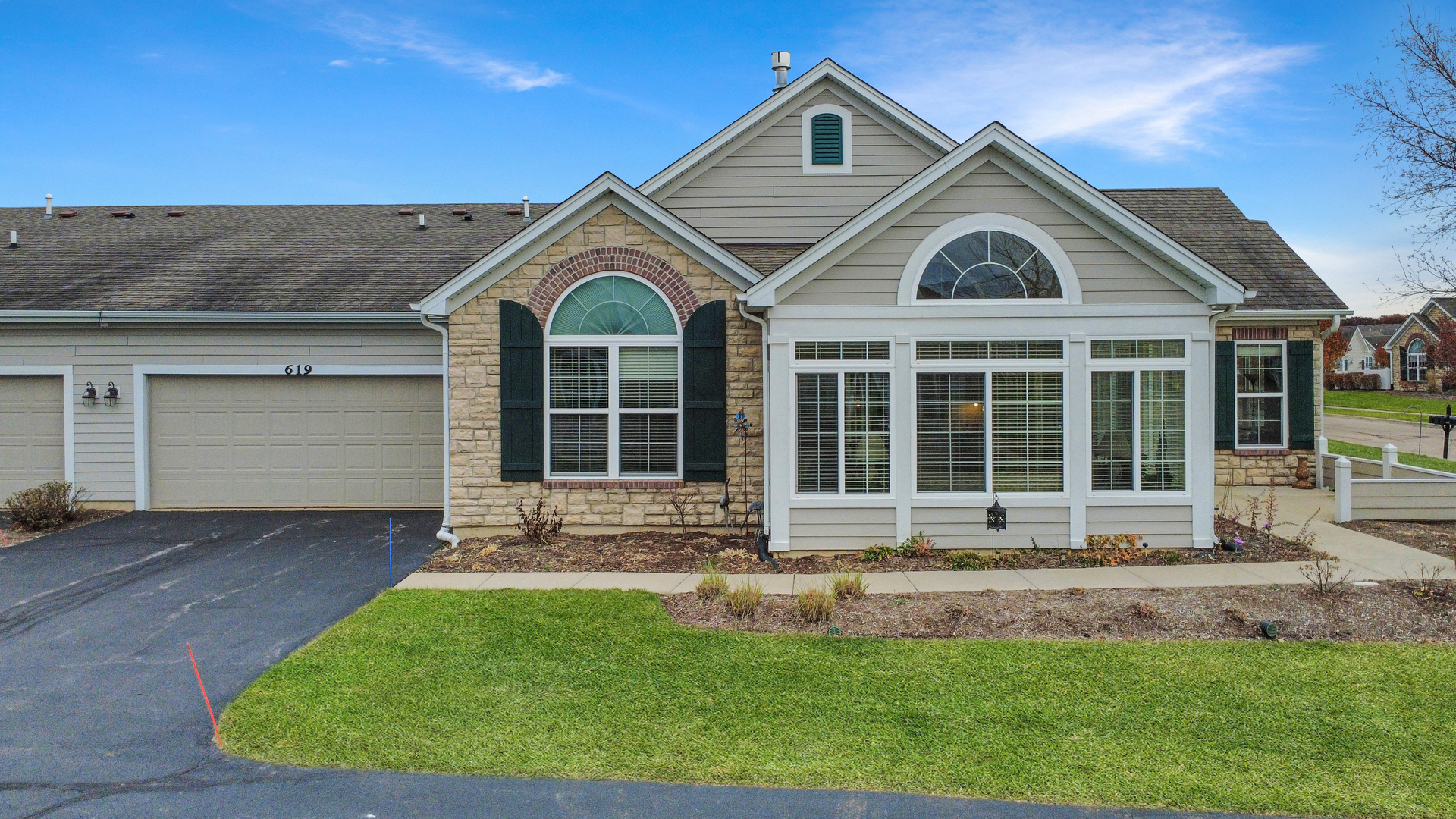 619 Schumann Street, Woodstock IL 60098