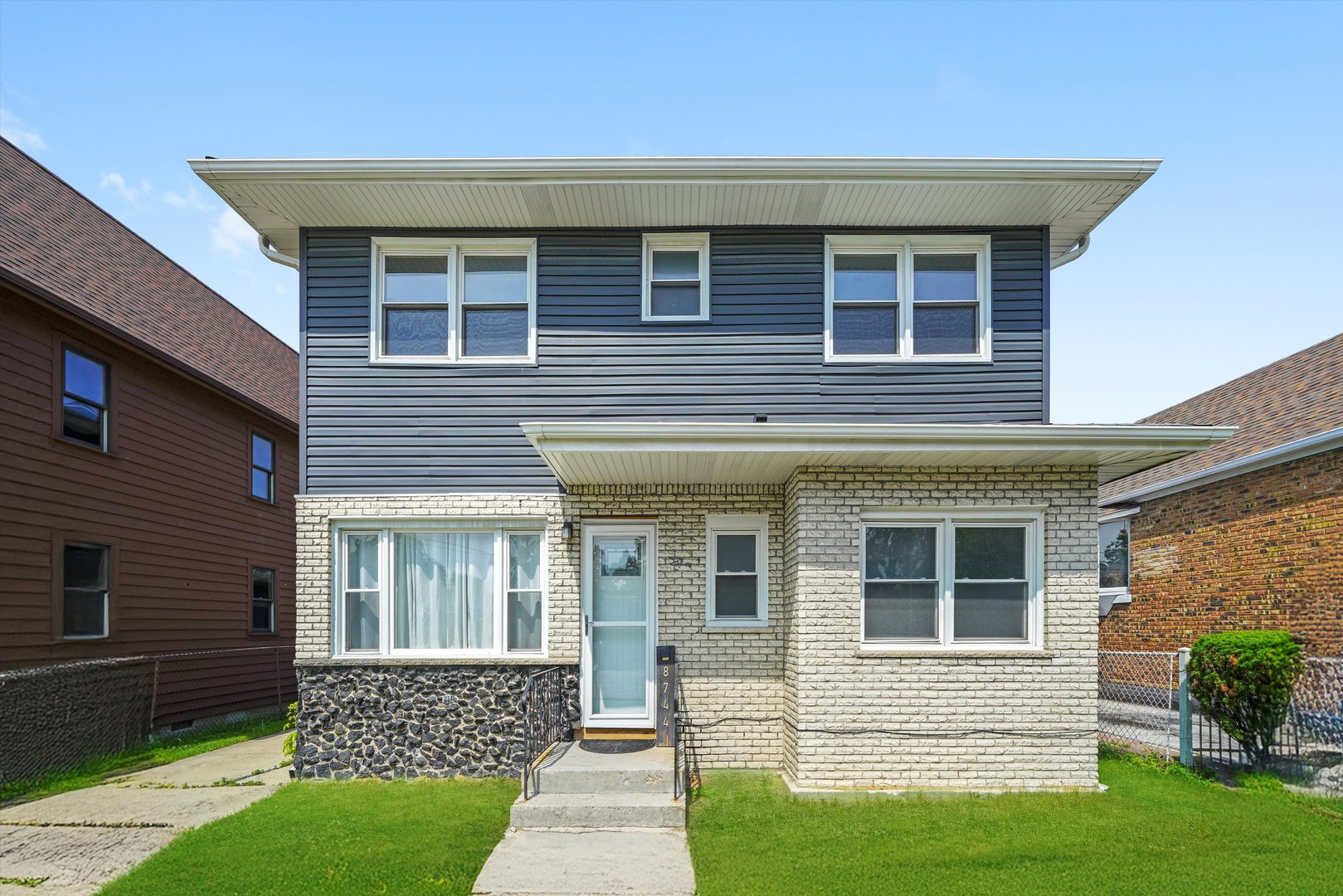 8744 Central Avenue, Oak Lawn IL 60453