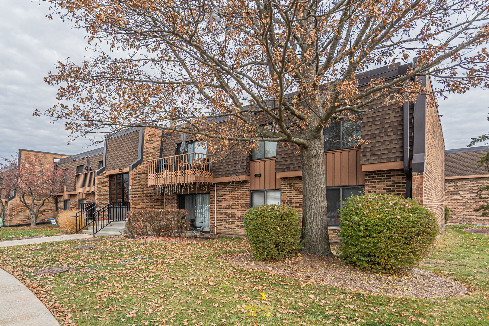727 KILLARNEY Court Unit 2D, Schaumburg IL 60193