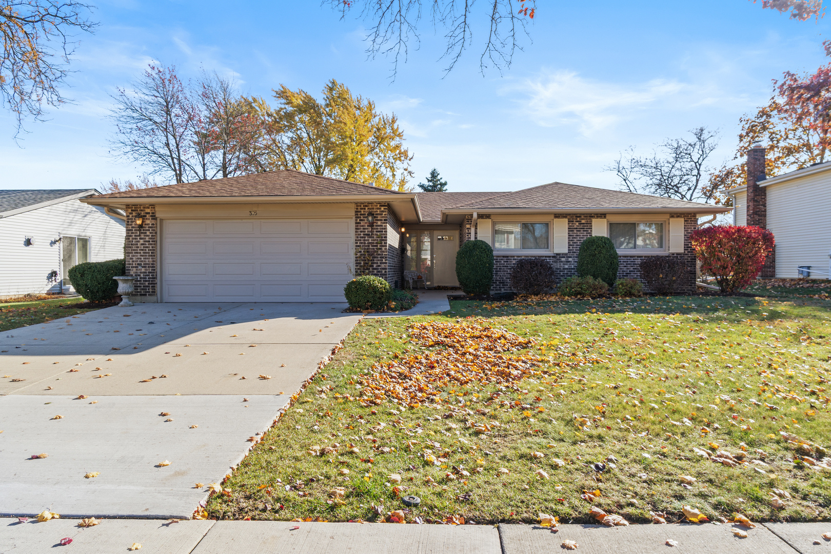 315 Cottonwood Court, Schaumburg IL 60193