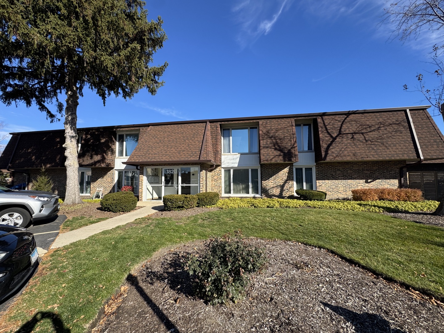 1820 W Surrey Park Lane Unit 1B, Arlington Heights IL 60005