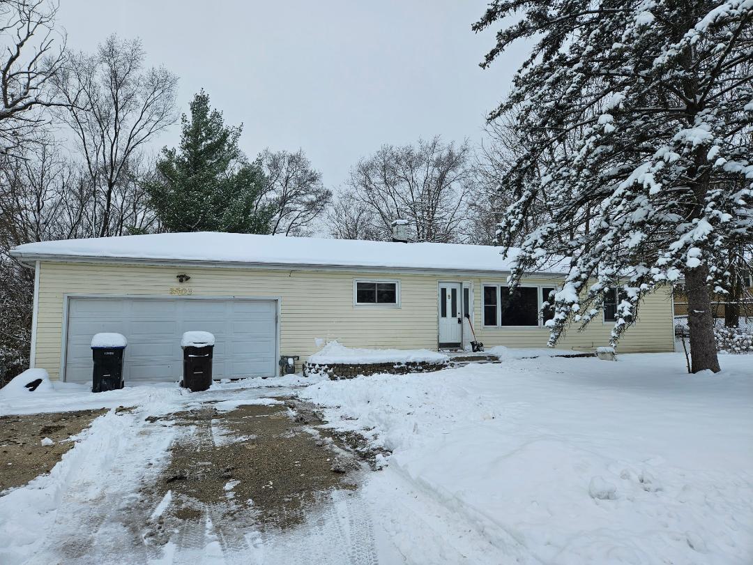 2503 N Freedom Drive, Mchenry IL 60050