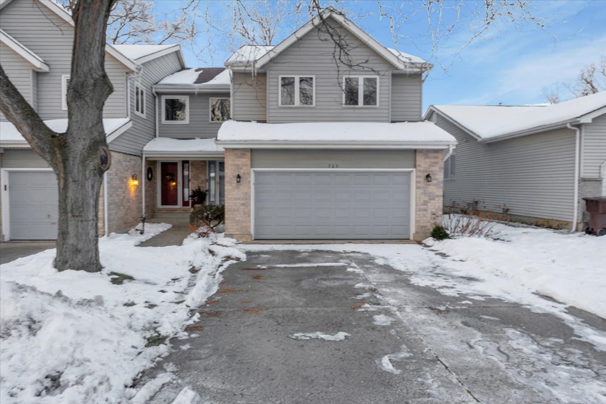 563 Saint Johns Road, Woodstock IL 60098