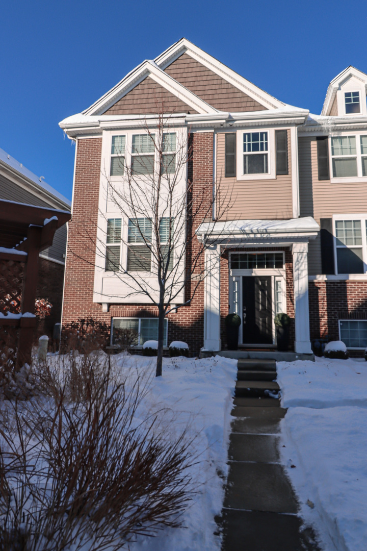 1437 N Charles Avenue, Naperville IL 60563