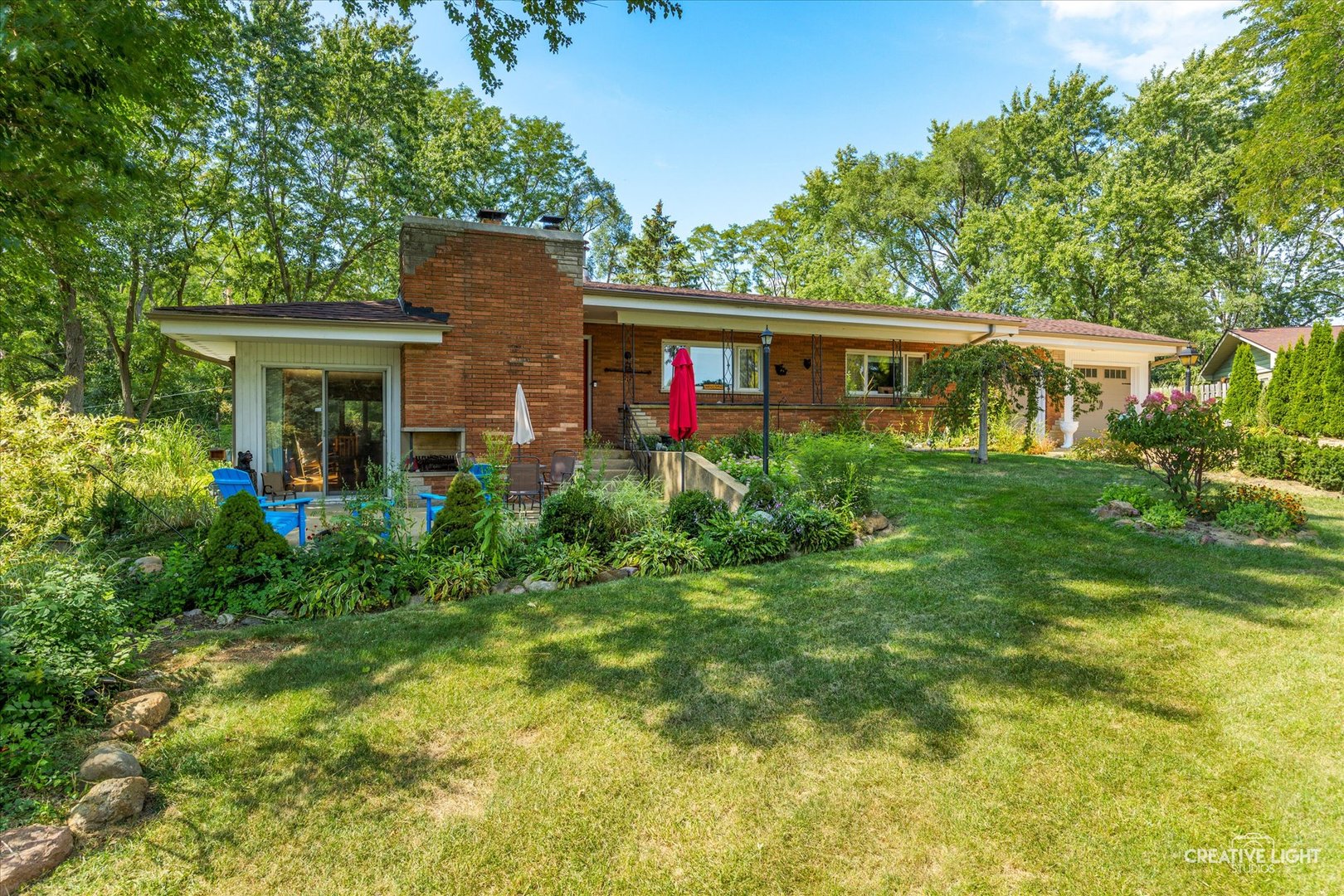 1002 Bruce Drive, Elgin IL 60120